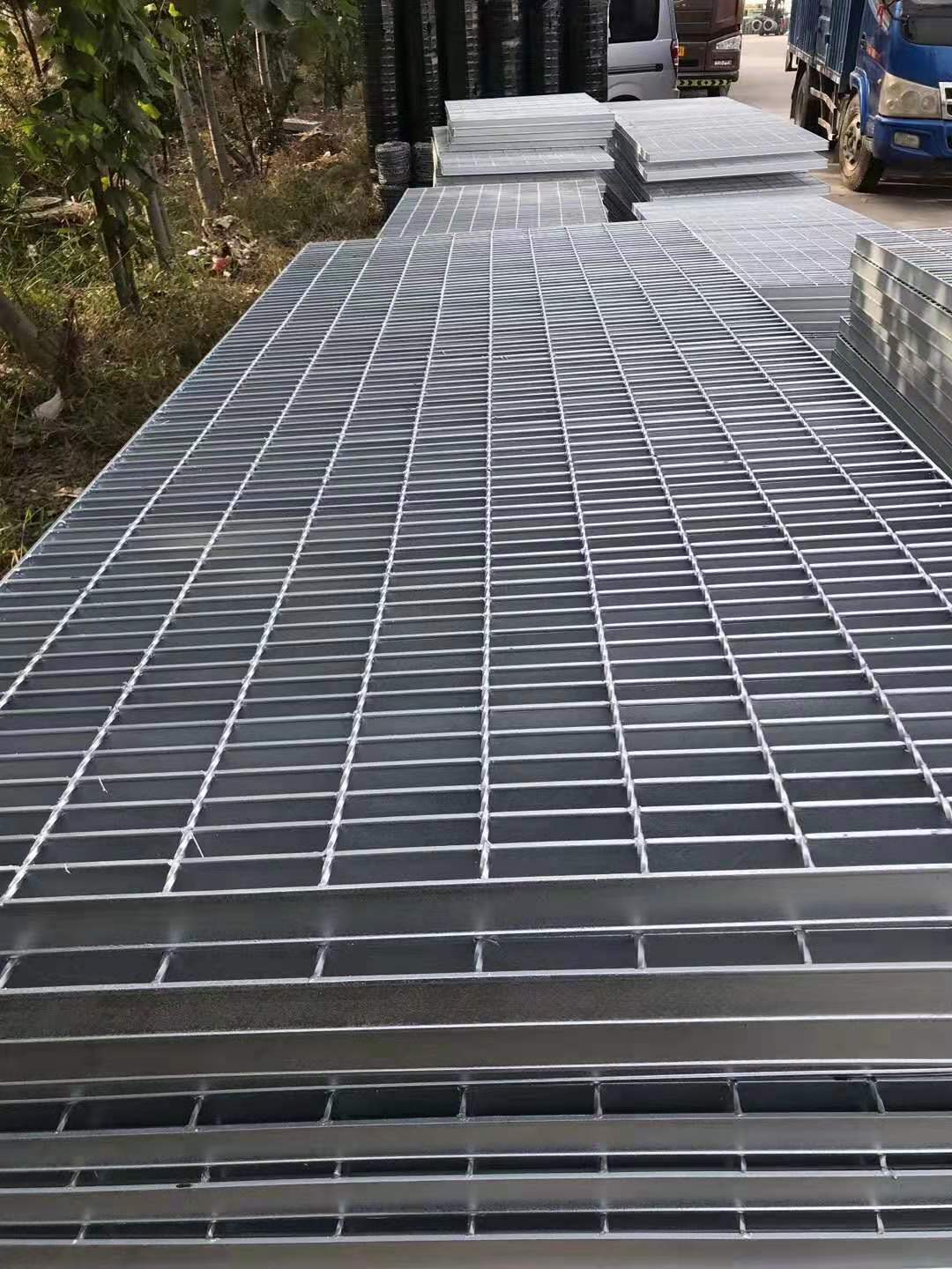 格柵板多少錢一平米